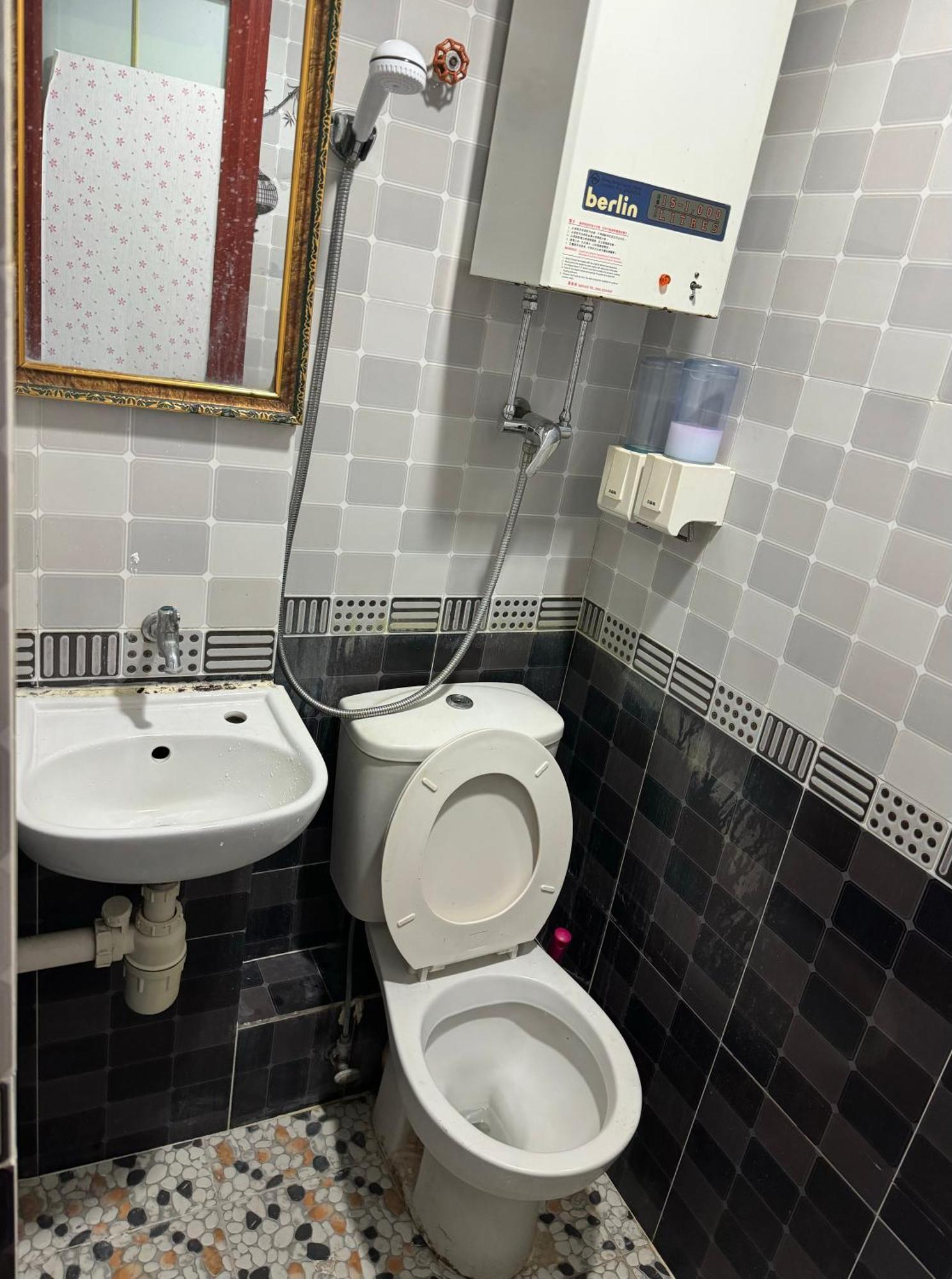 הונג קונג Shangri-La Guest House מראה חיצוני תמונה